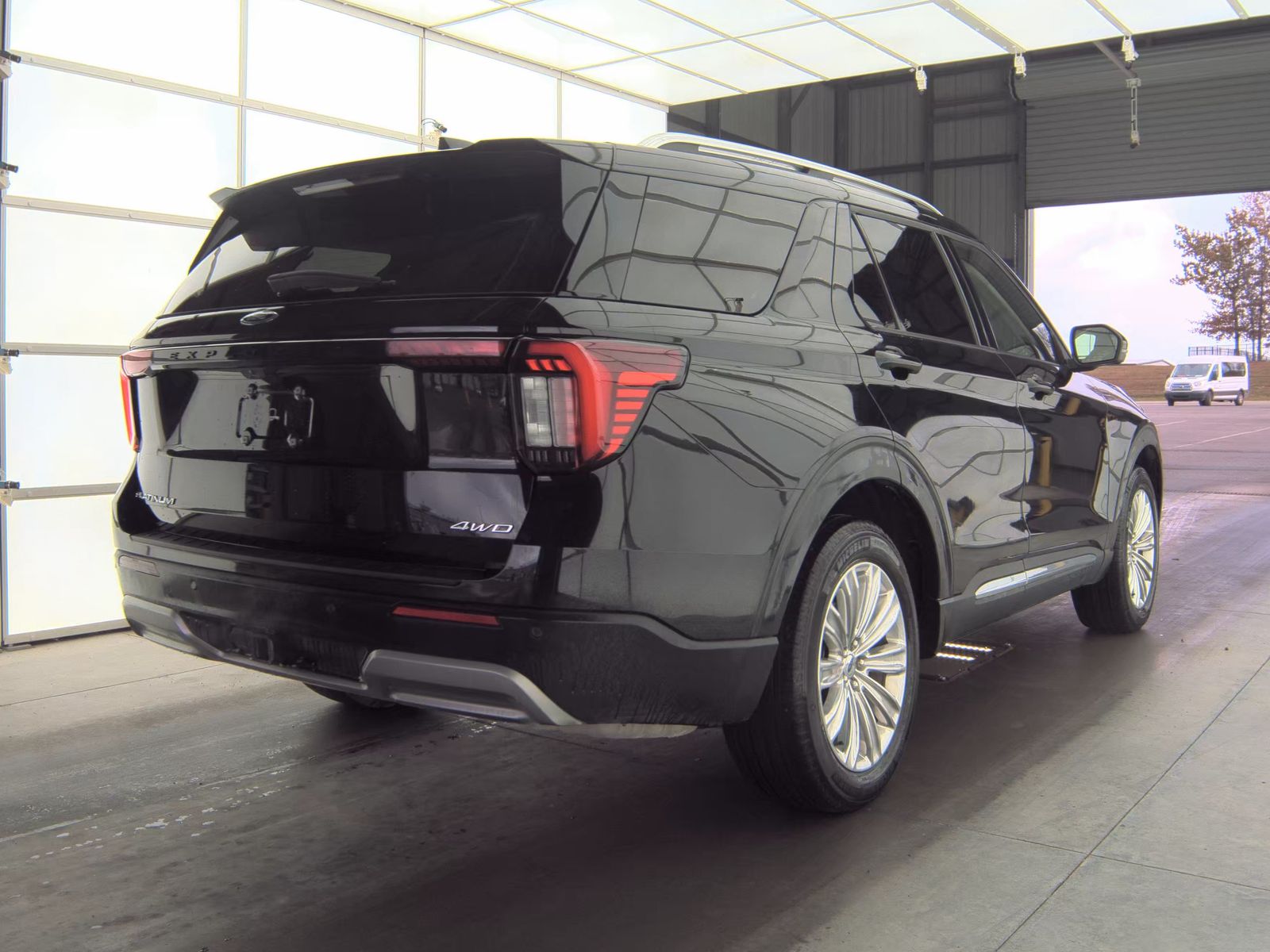 2025 Ford Explorer Platinum AWD