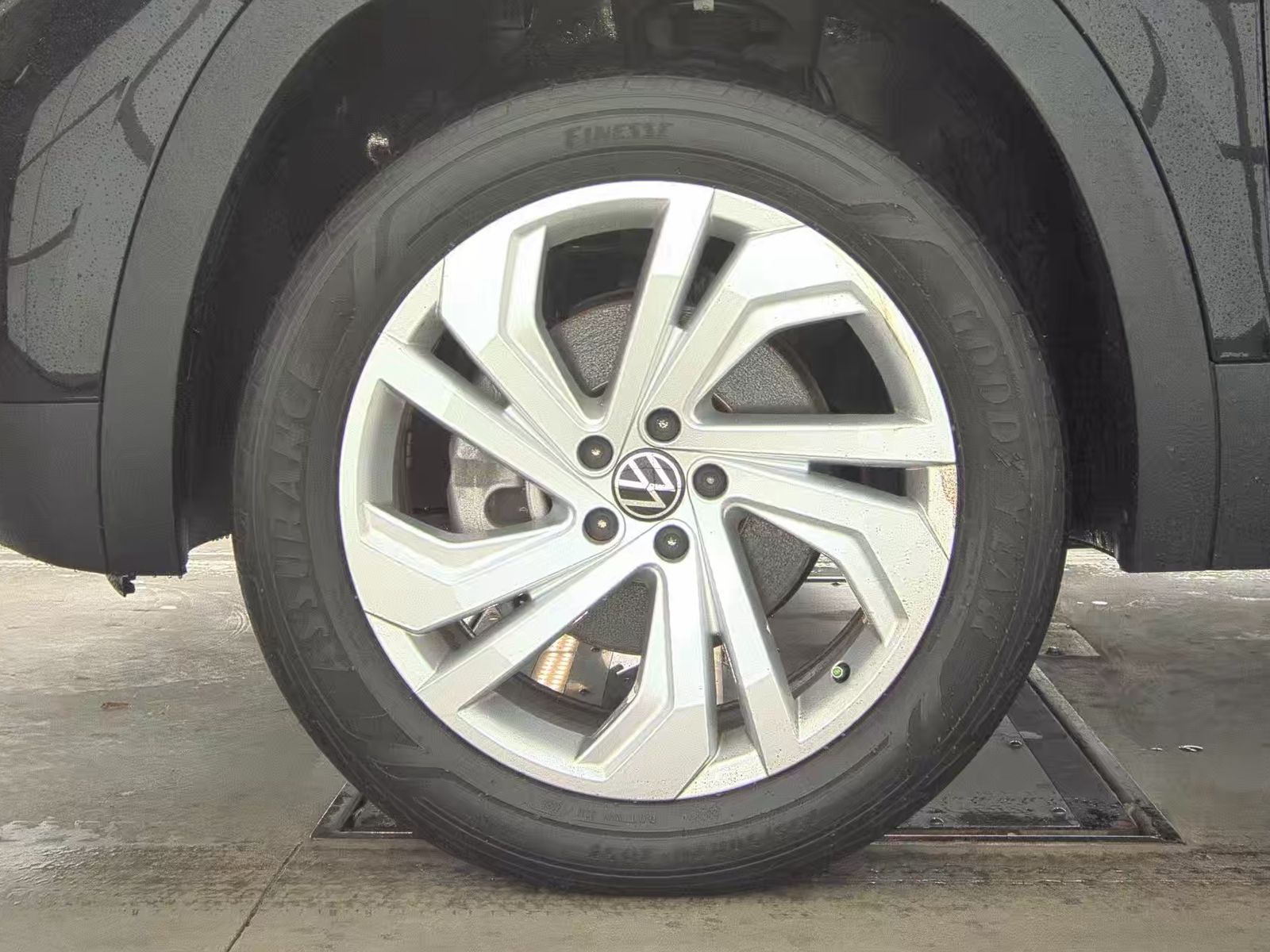 2023 Volkswagen Atlas 3.6L SE AWD