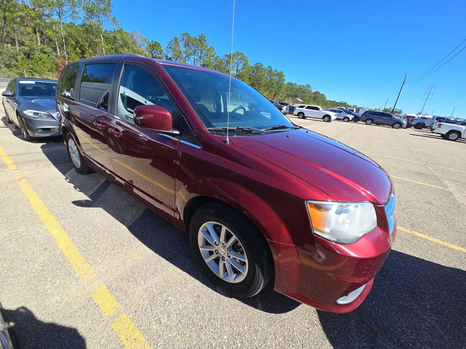 2019 Dodge Grand Caravan SXT FWD