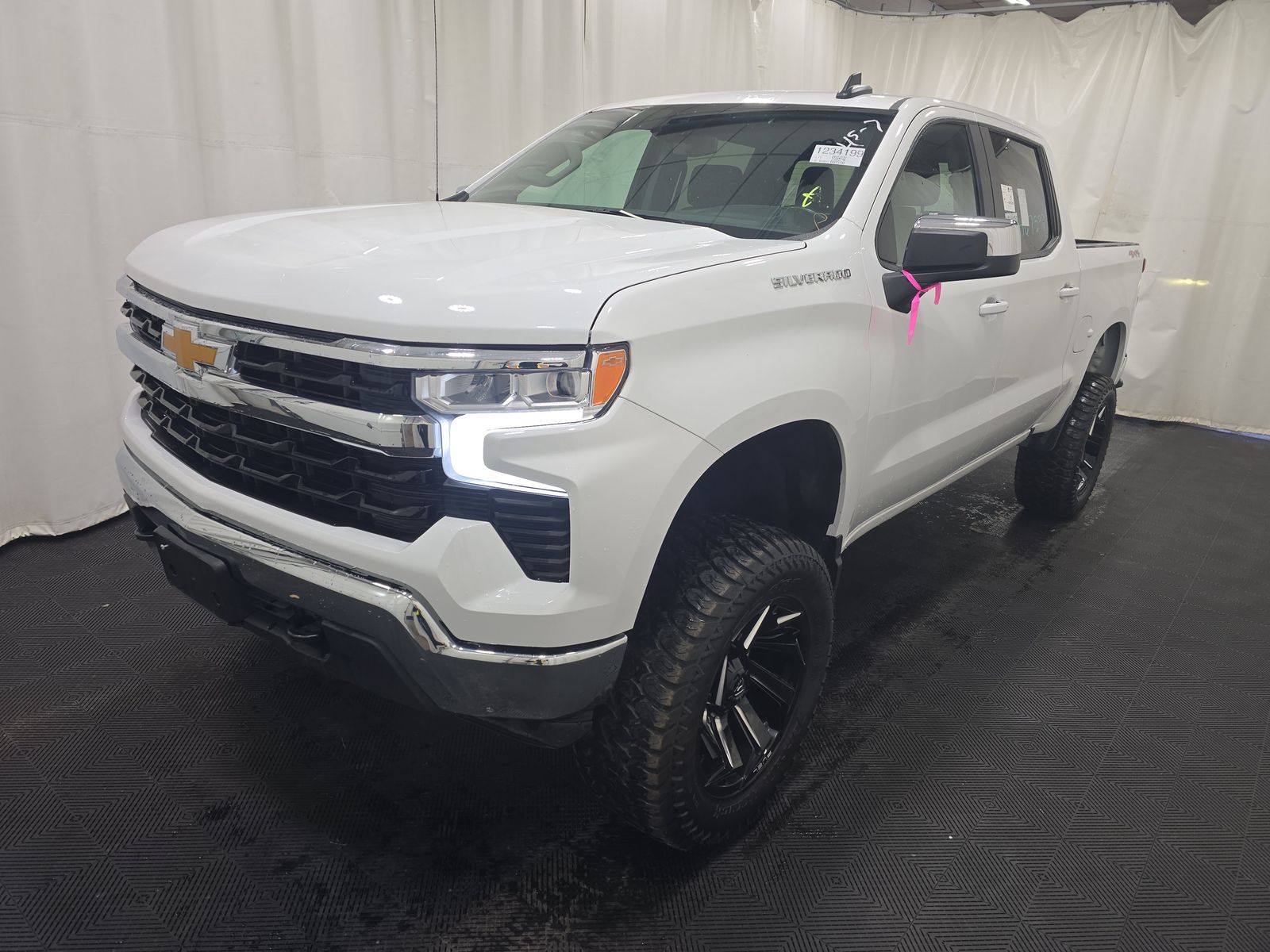 2025 Chevrolet Silverado 1500 LT AWD