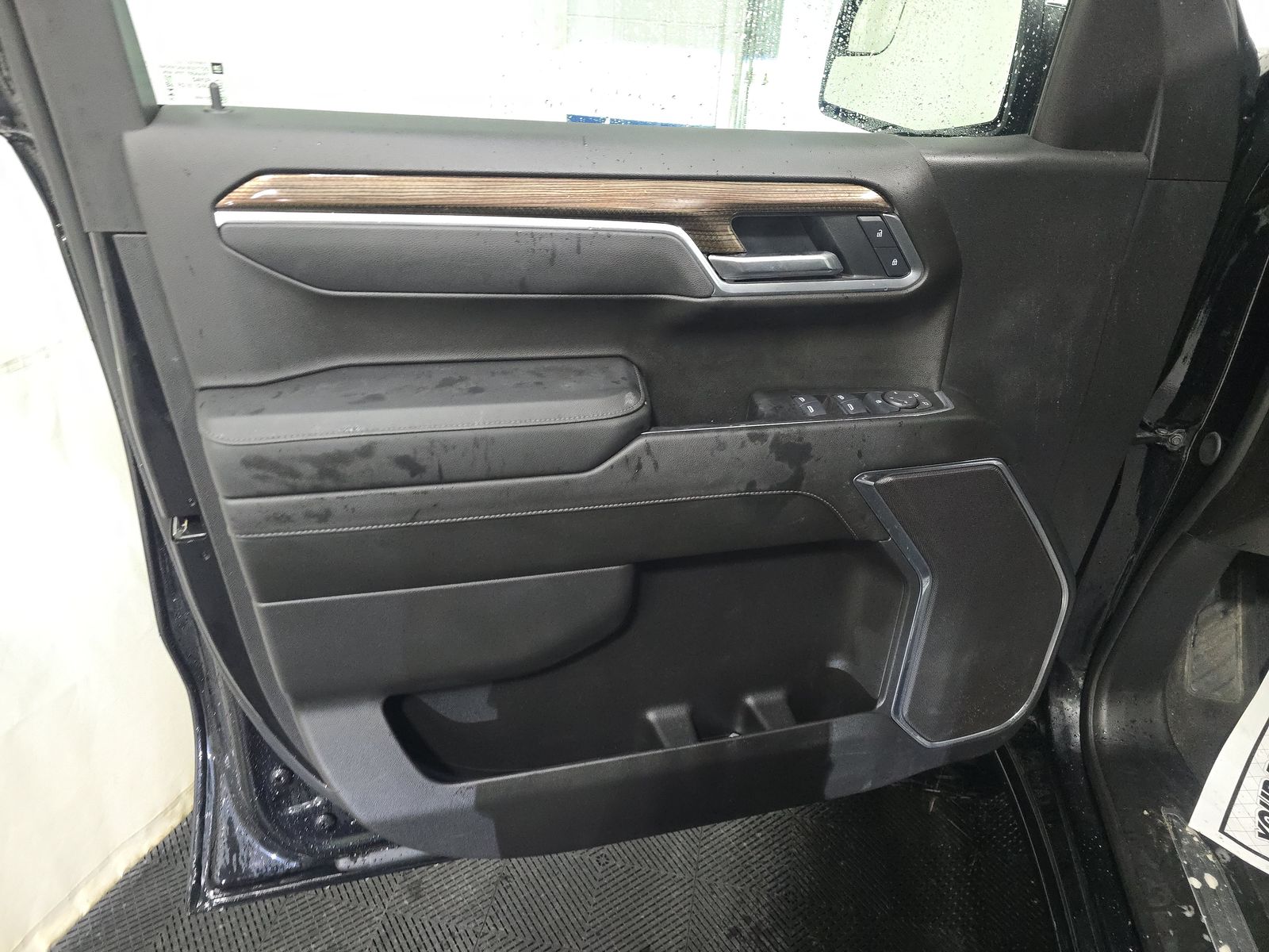 2025 Chevrolet Silverado 1500 LT AWD