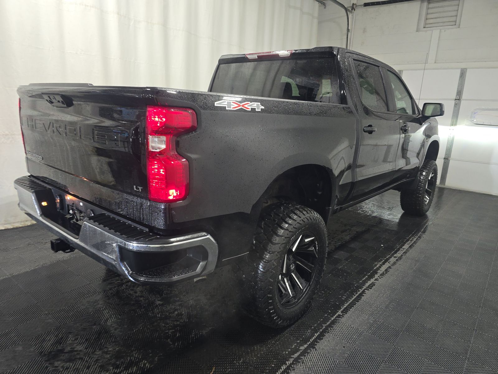 2025 Chevrolet Silverado 1500 LT AWD