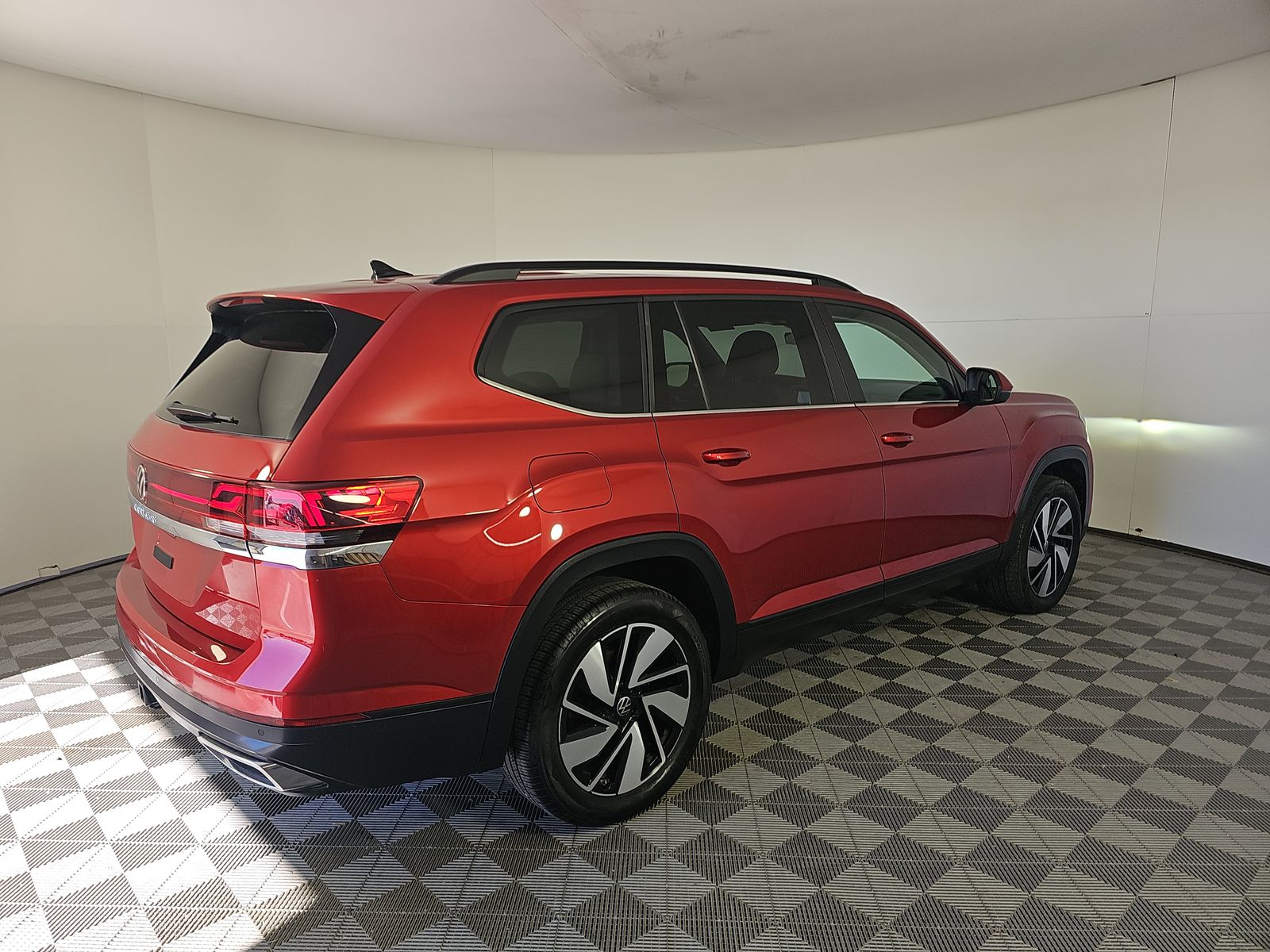 2024 Volkswagen Atlas 2.0T SE FWD