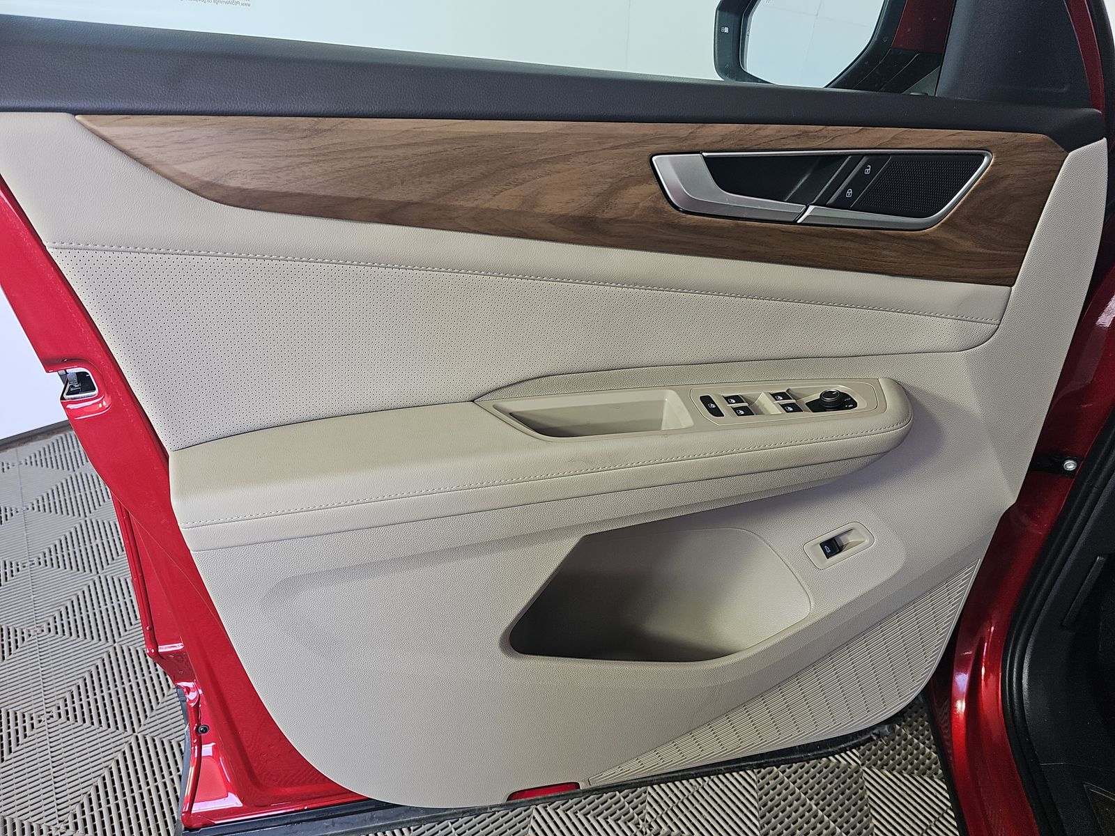 2024 Volkswagen Atlas 2.0T SE FWD