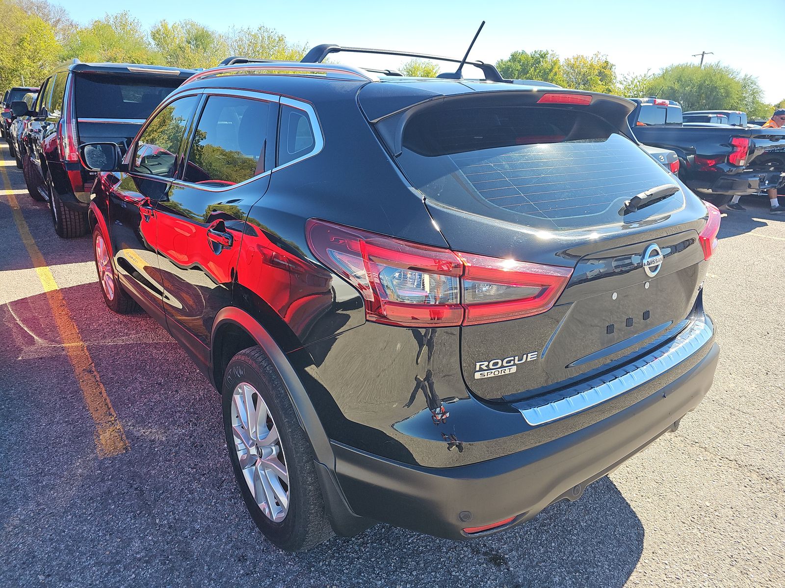 2020 Nissan Rogue Sport SV FWD
