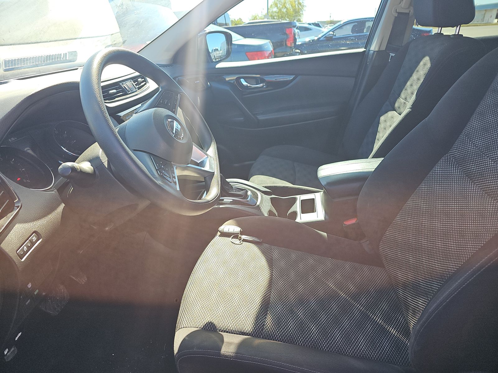 2020 Nissan Rogue Sport SV FWD