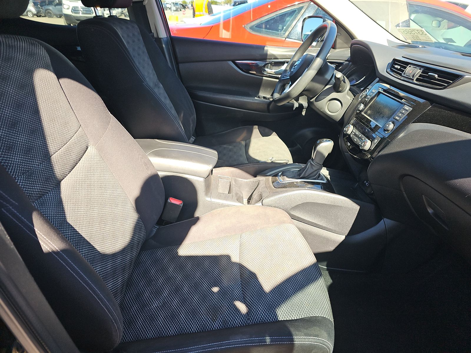 2020 Nissan Rogue Sport SV FWD