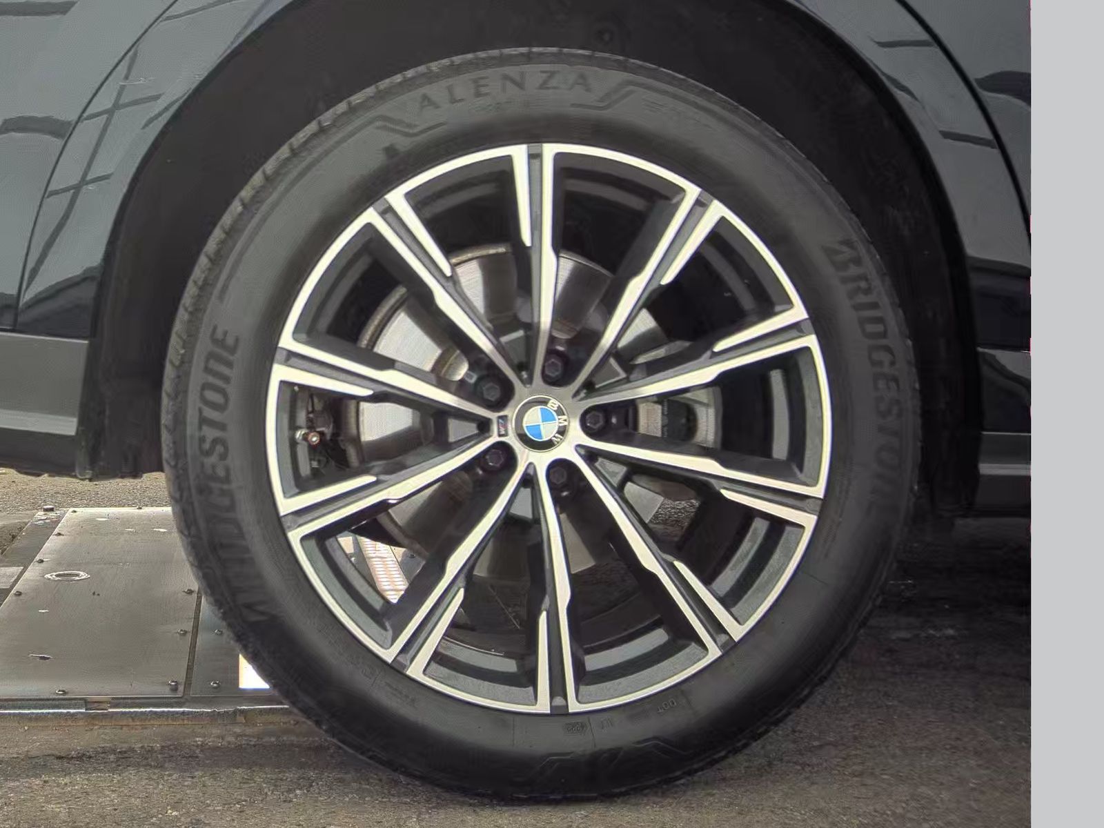 2020 BMW X6 xDrive40i AWD