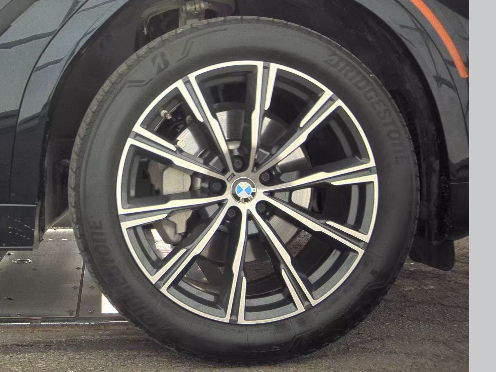 2020 BMW X6 xDrive40i AWD