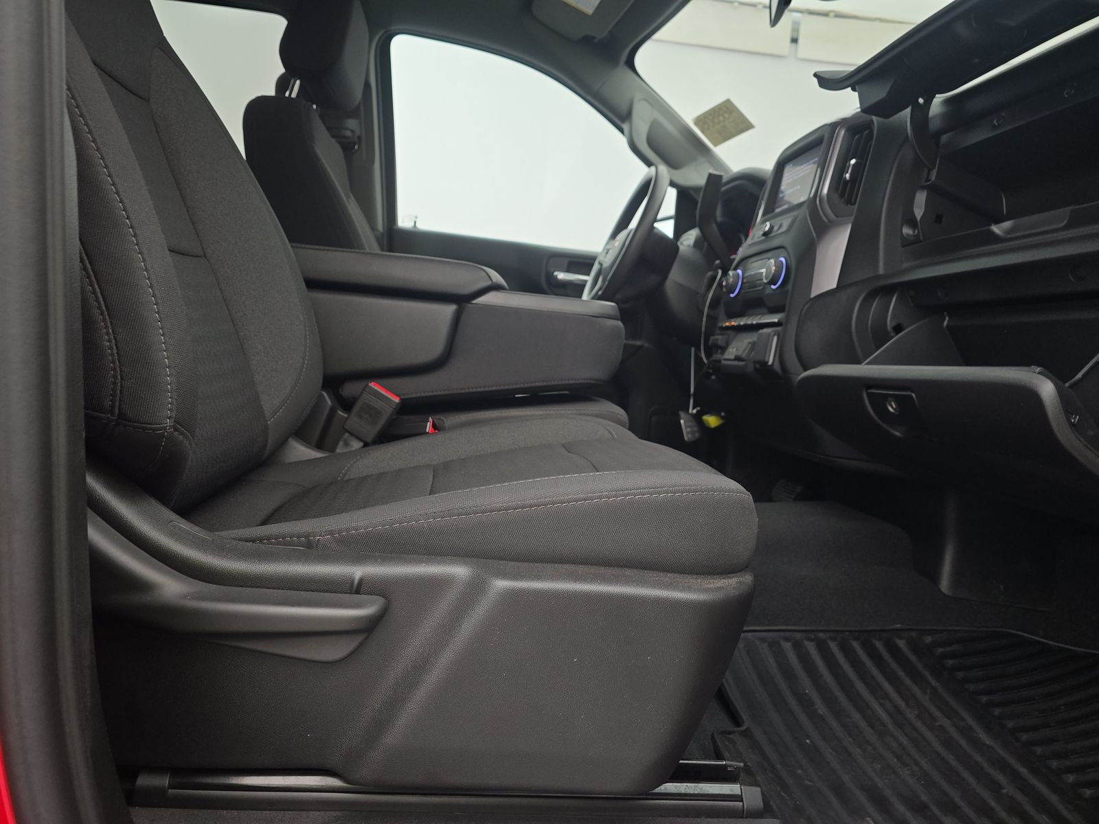 2023 Chevrolet Silverado 1500 Custom AWD