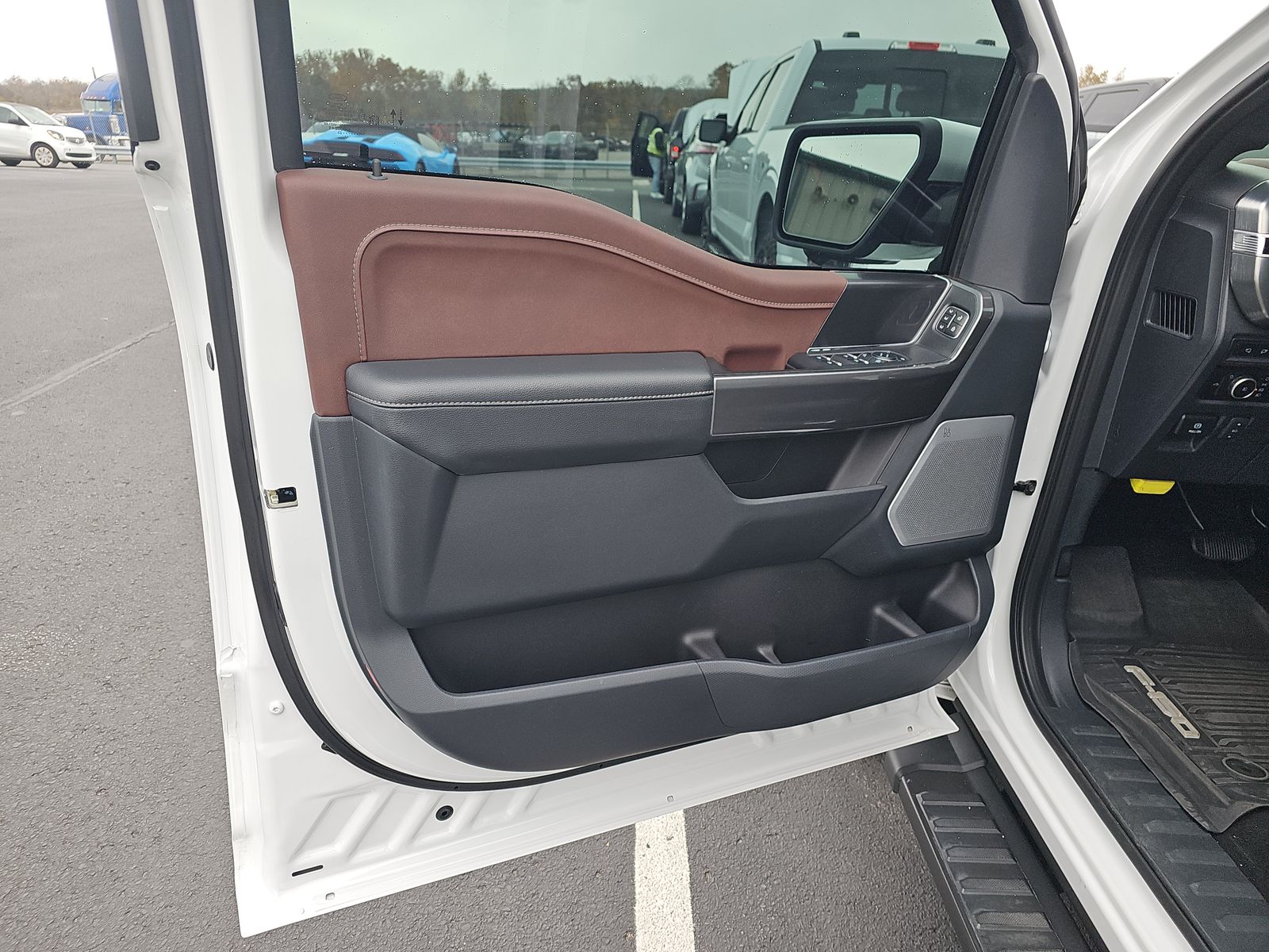 2023 Ford F-150 Lariat AWD