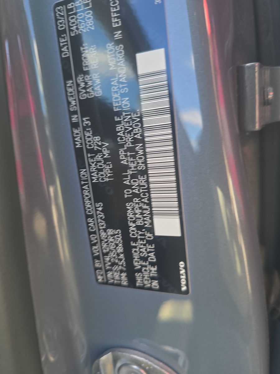 2023 Volvo XC60 B5 Core AWD