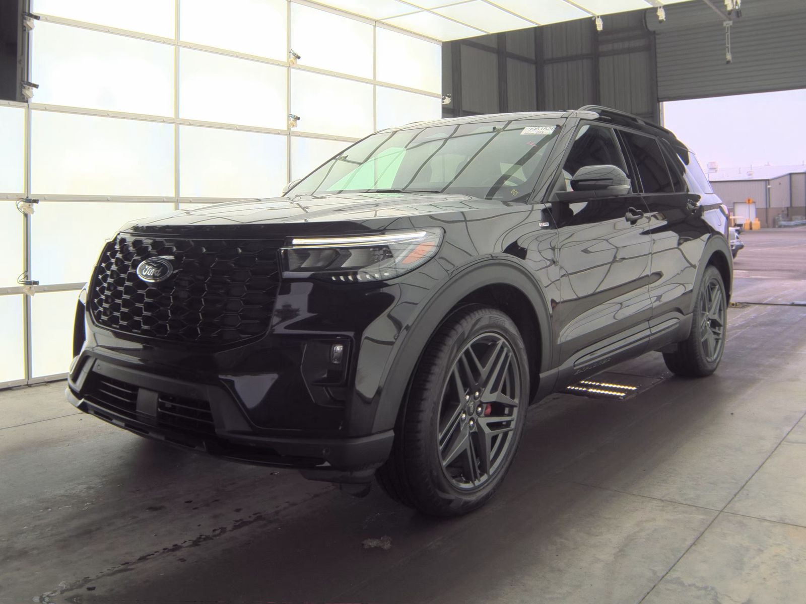 2025 Ford Explorer ST-Line AWD