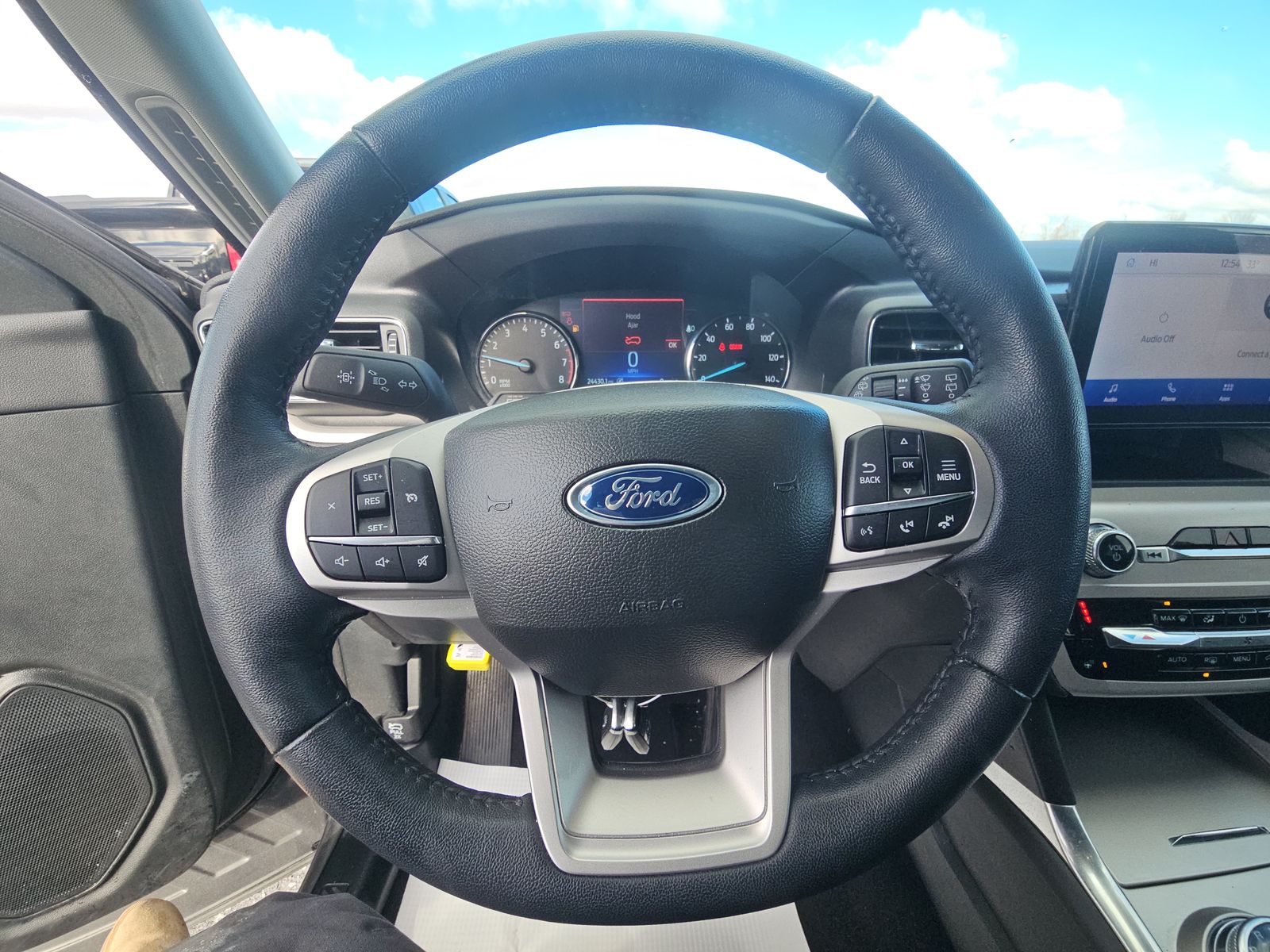 2023 Ford Explorer XLT AWD