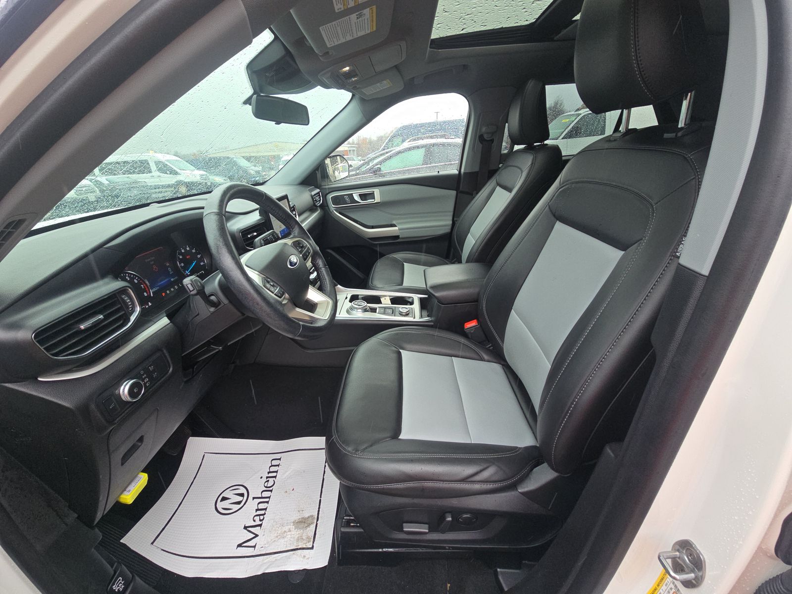 2022 Ford Explorer XLT AWD