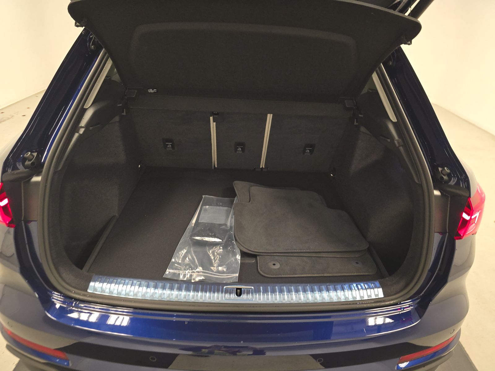 2025 Audi Q3 S line Premium AWD