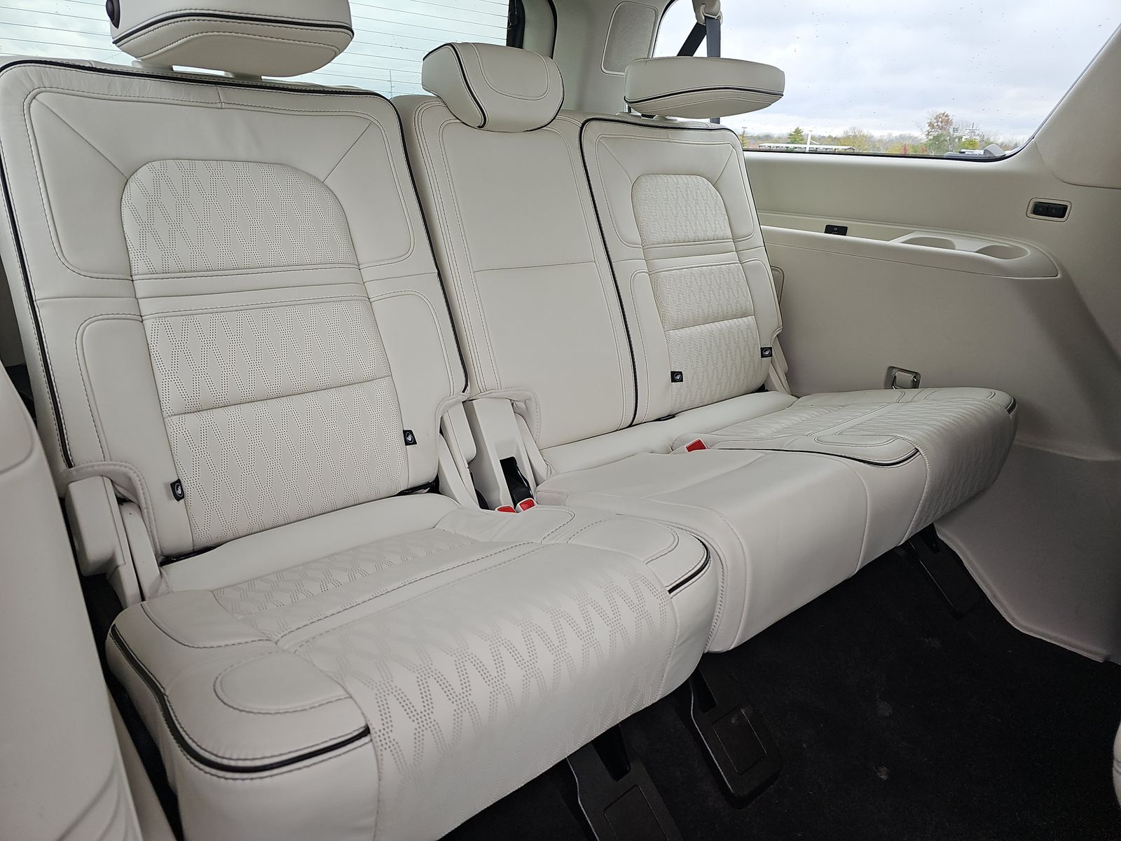 2022 Lincoln Navigator L Black Label AWD