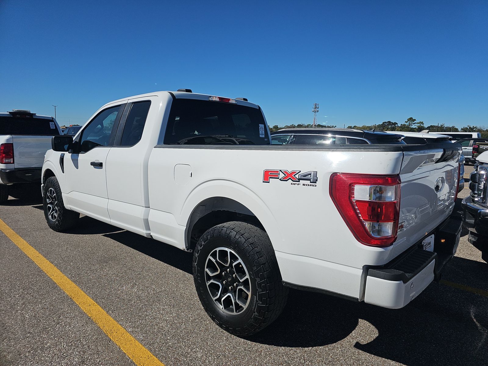 2022 Ford F-150 XL AWD