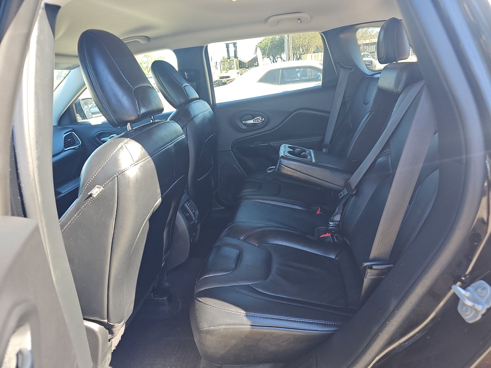 2023 Jeep Cherokee Altitude Lux AWD