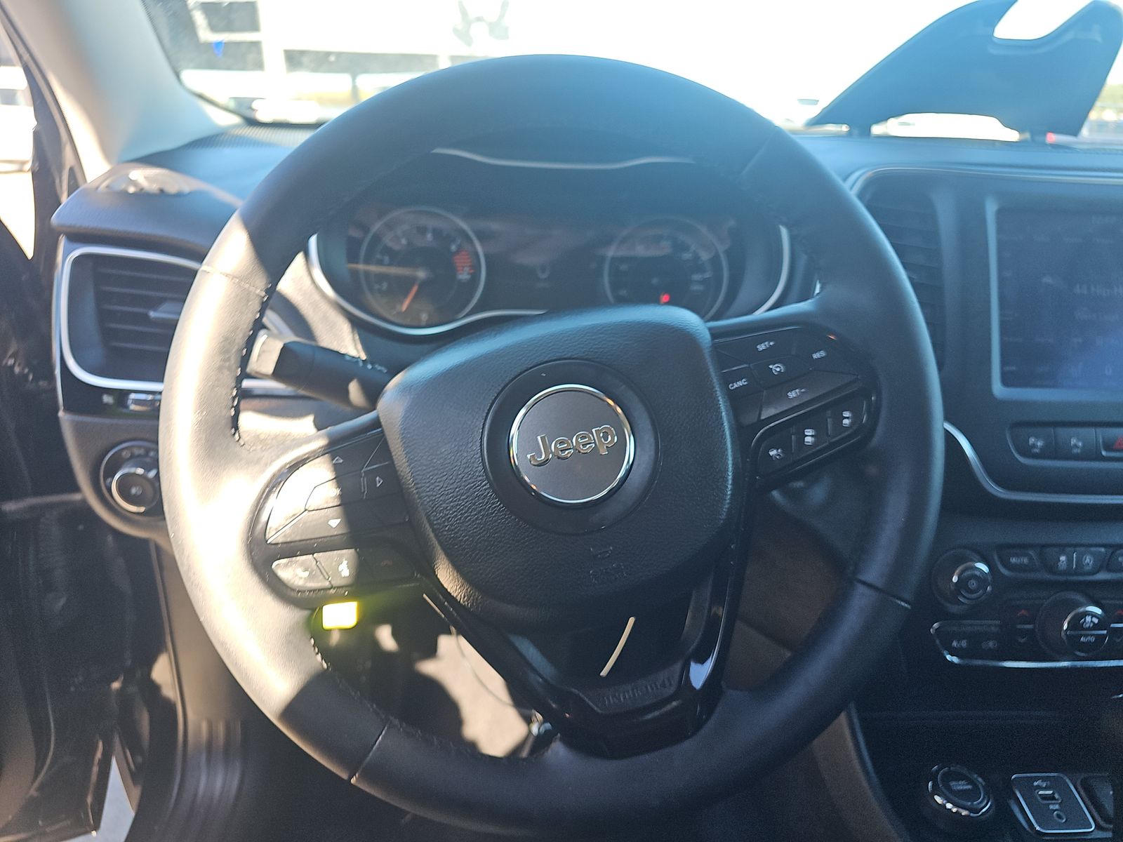 2023 Jeep Cherokee Altitude Lux AWD