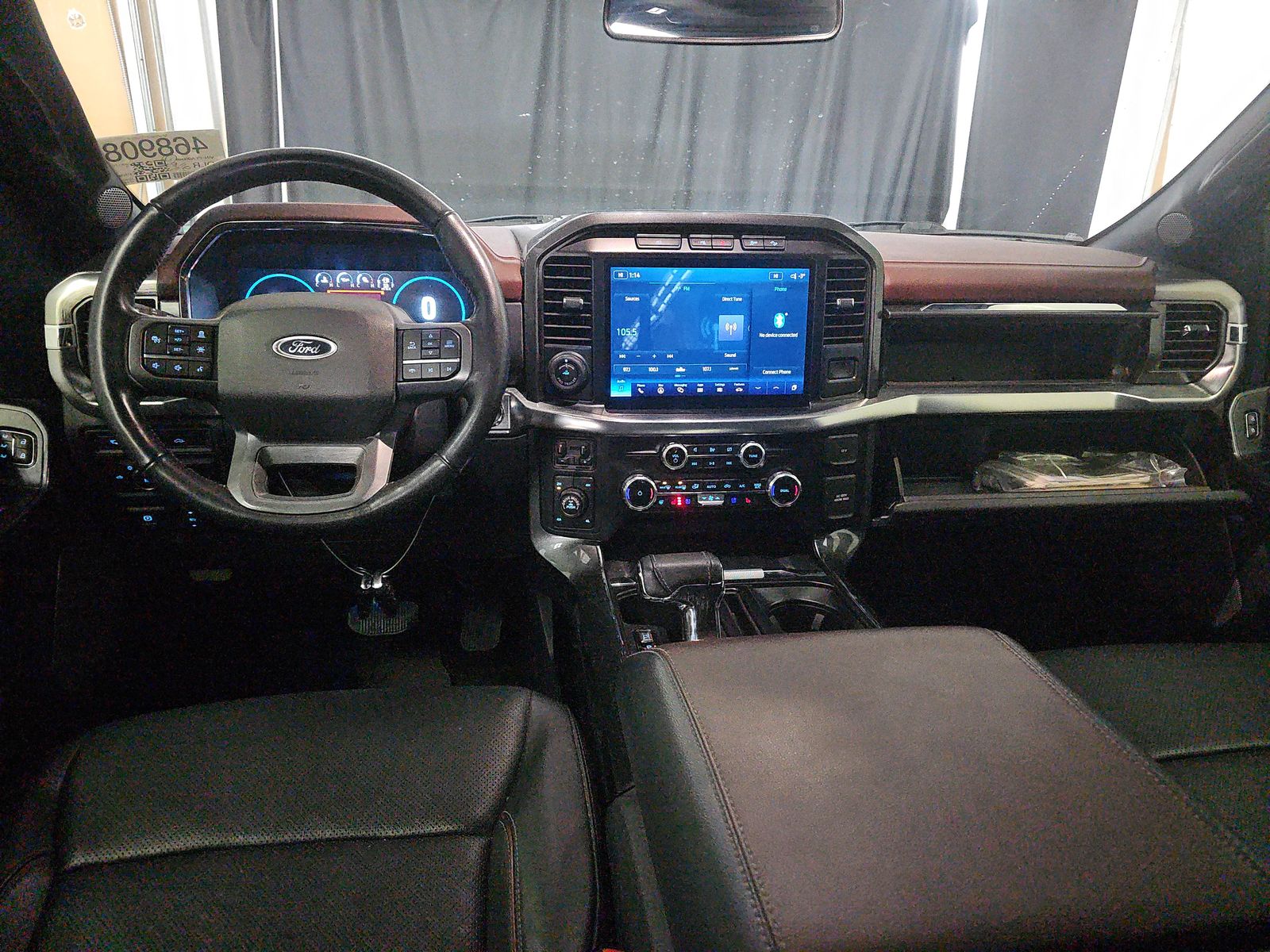 2023 Ford F-150 Lariat AWD