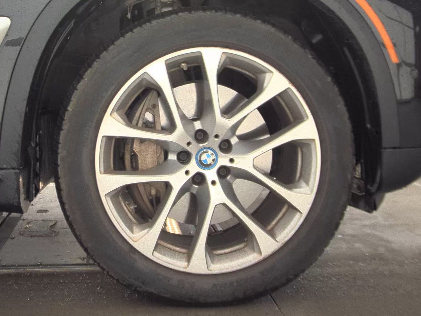 2025 BMW X5 xDrive50e AWD