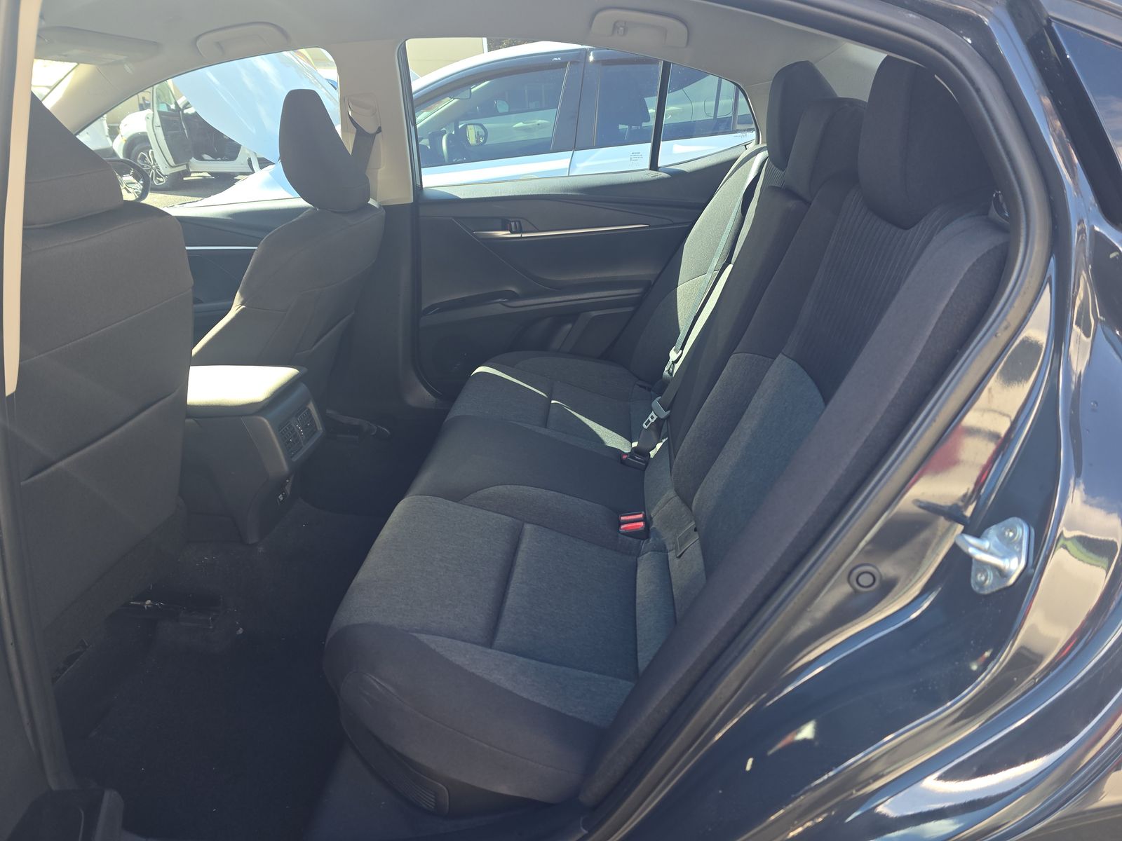 2025 Toyota Camry LE FWD