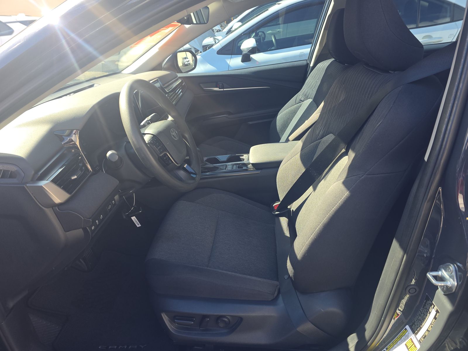 2025 Toyota Camry LE FWD