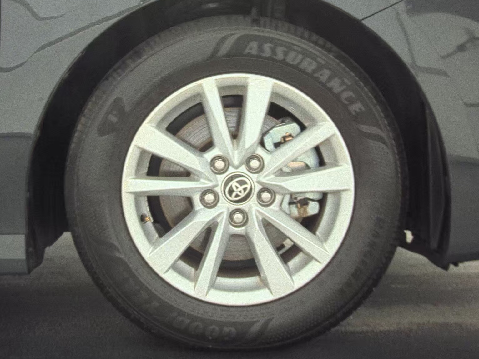 2025 Toyota Camry LE FWD