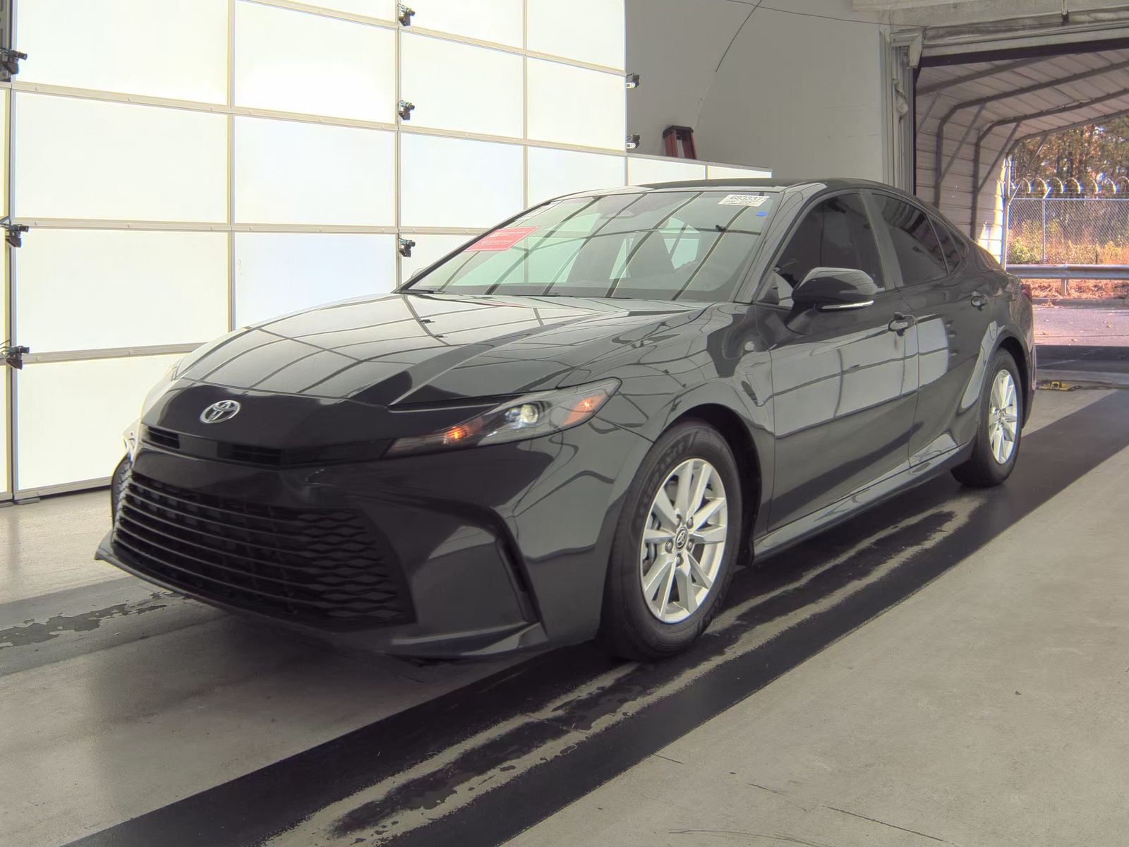 2025 Toyota Camry LE FWD