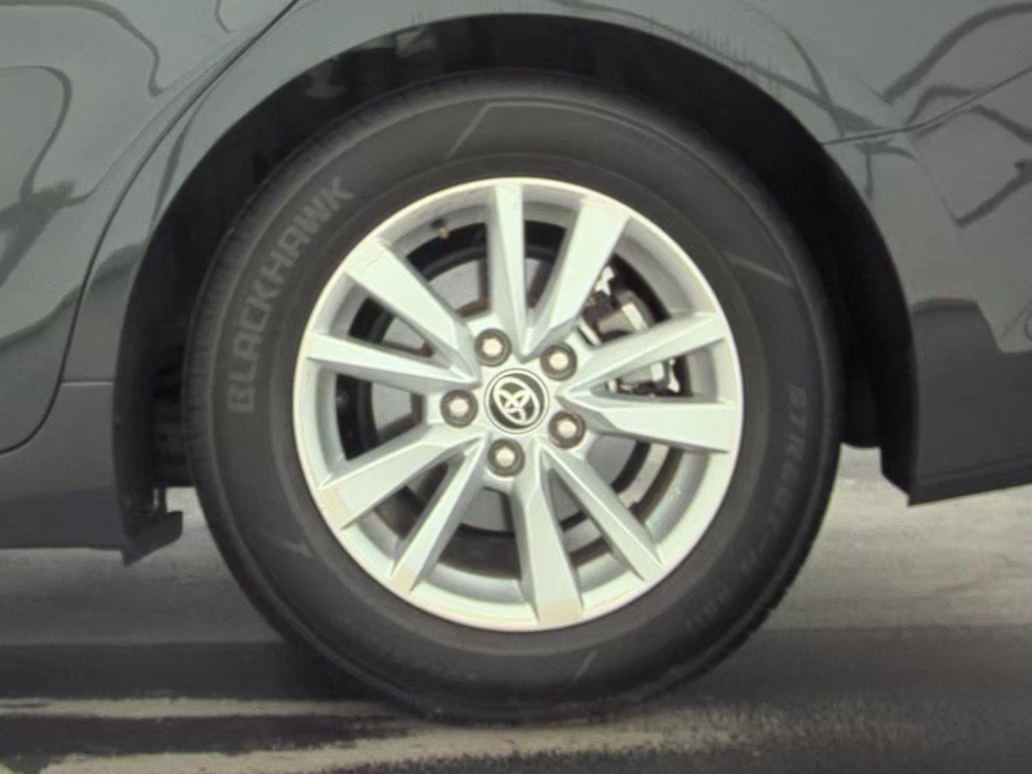 2025 Toyota Camry LE FWD