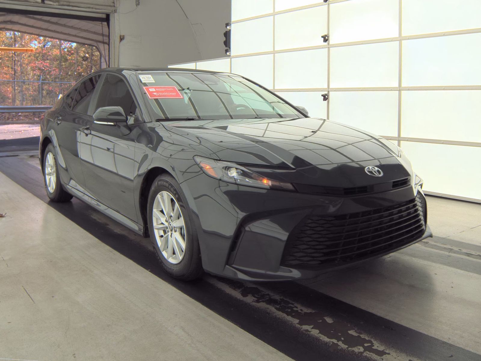 2025 Toyota Camry LE FWD