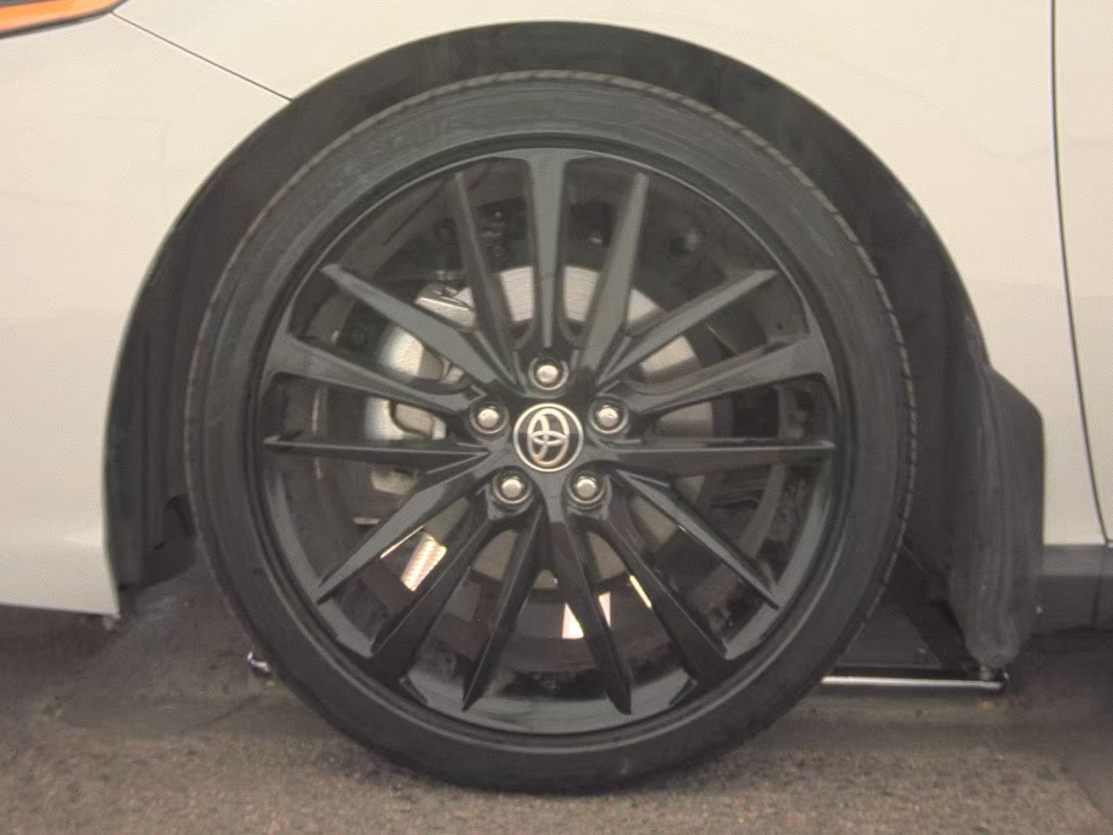 2022 Toyota Camry XSE AWD