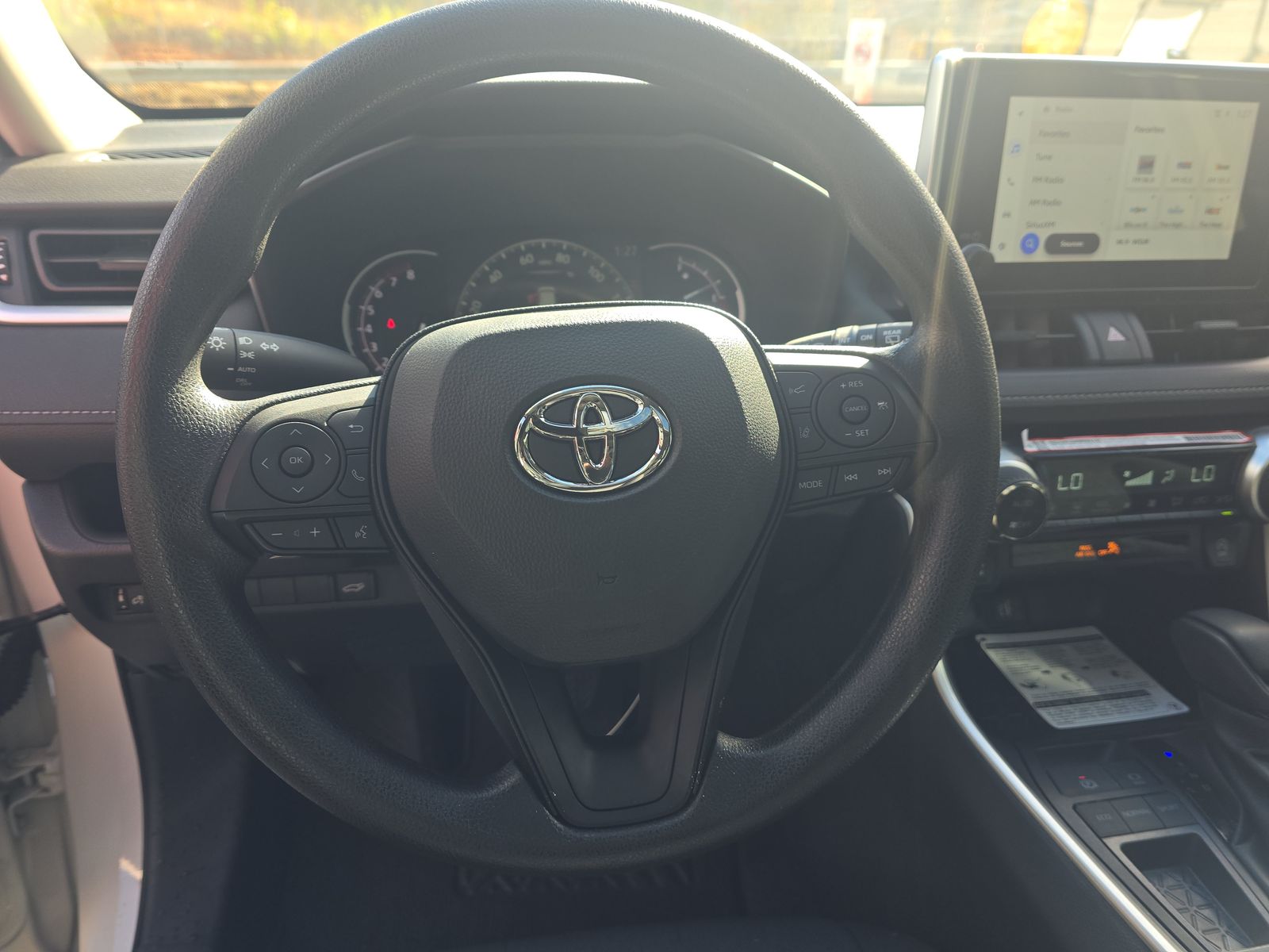 2025 Toyota RAV4 XLE FWD