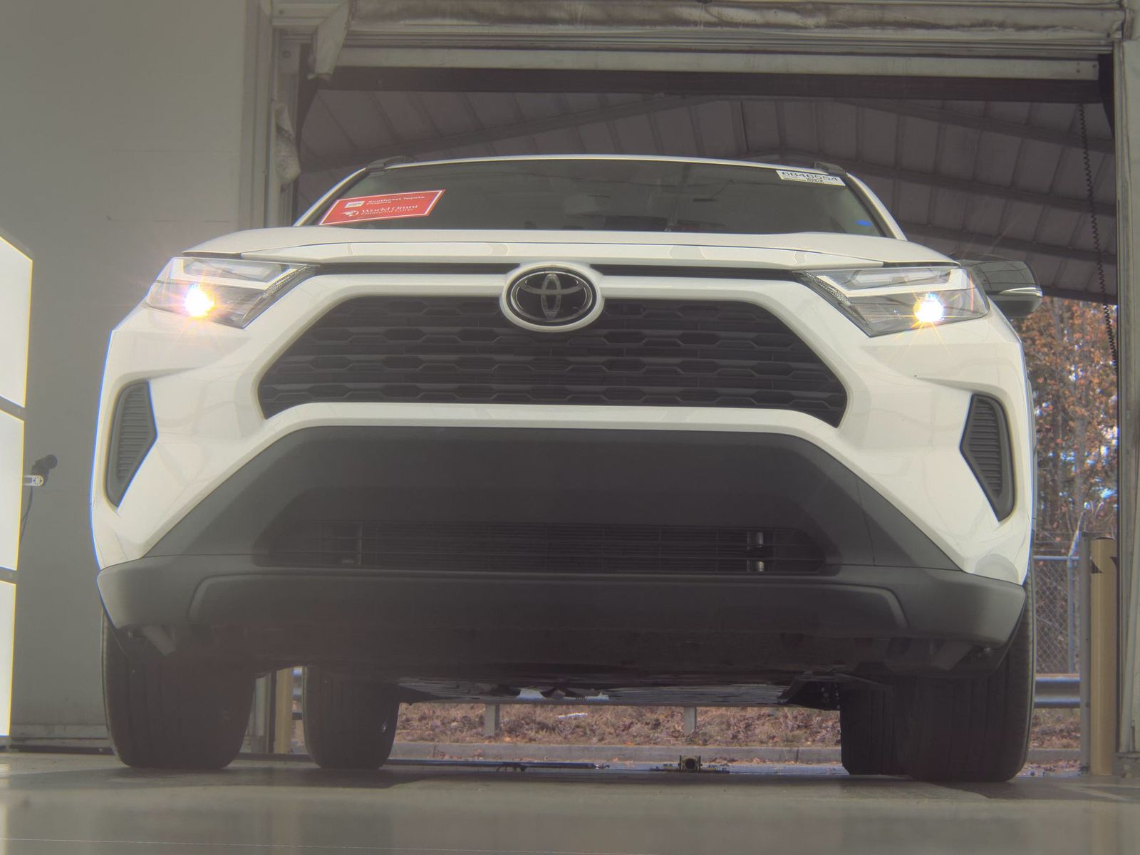 2025 Toyota RAV4 XLE FWD