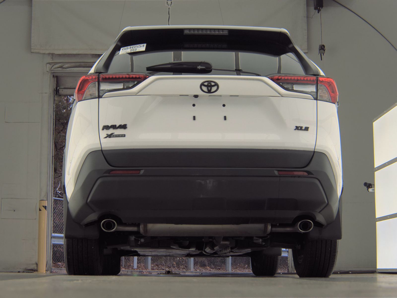 2025 Toyota RAV4 XLE FWD