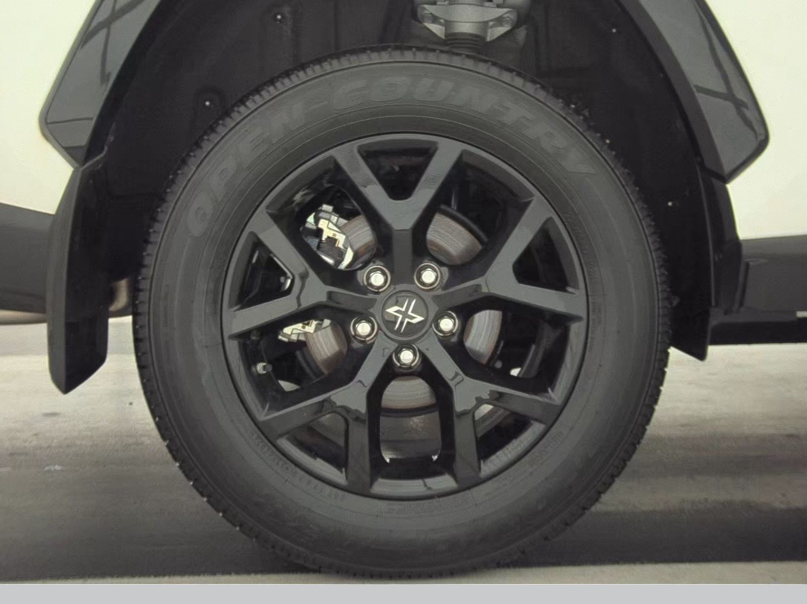 2025 Toyota RAV4 XLE FWD