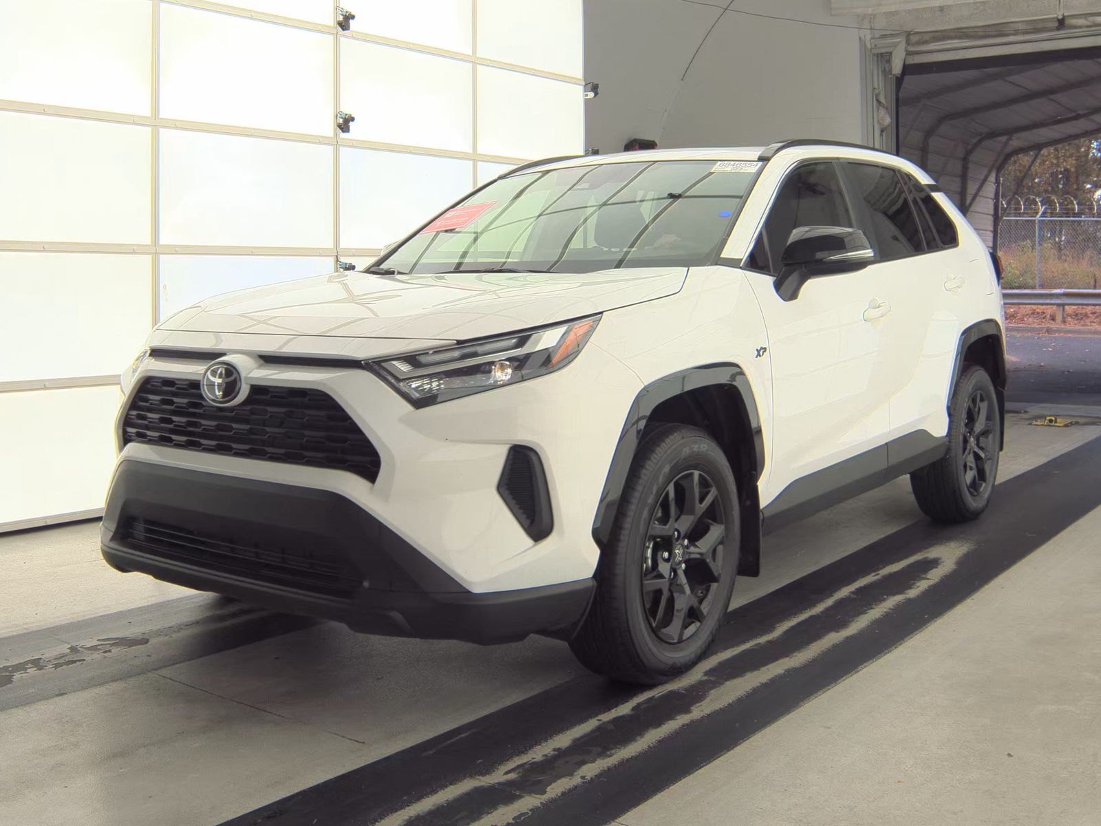 2025 Toyota RAV4 XLE FWD