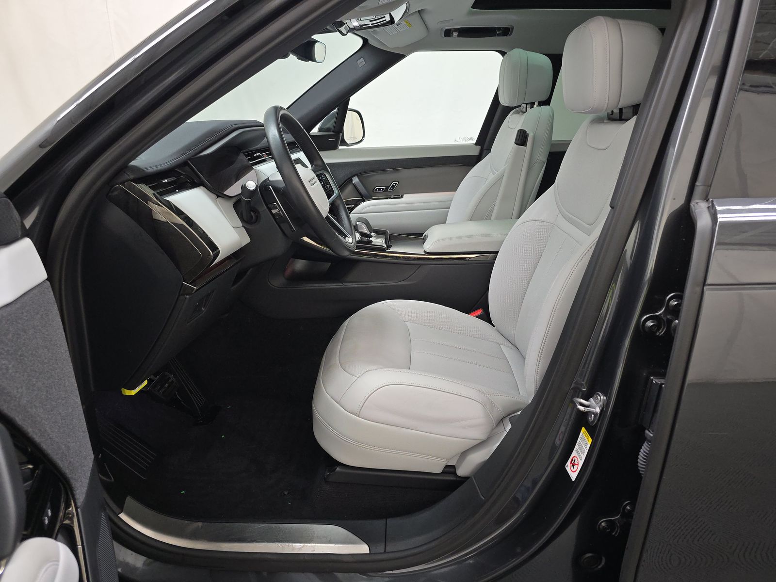 2024 Land Rover Range Rover Sport SE AWD