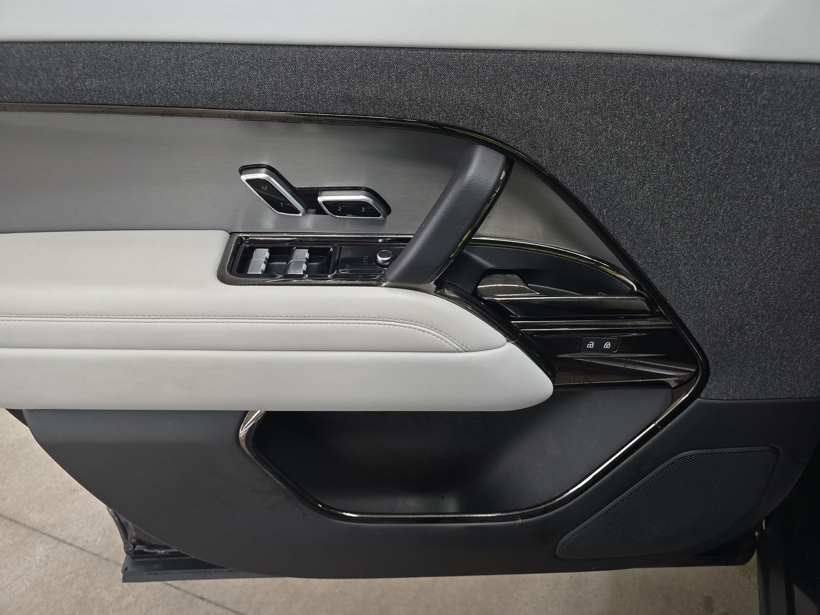 2024 Land Rover Range Rover Sport SE AWD