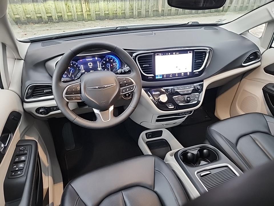 2024 Chrysler Pacifica Touring L FWD