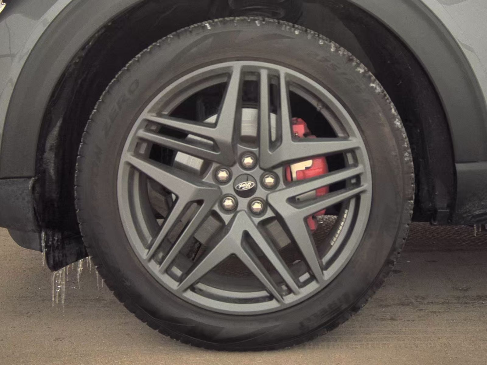 2025 Ford Explorer ST-Line AWD