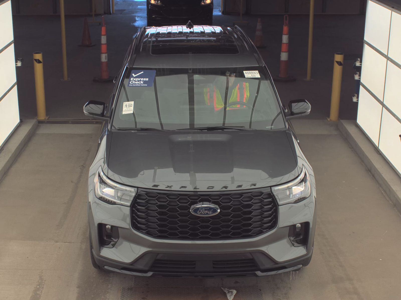 2025 Ford Explorer ST-Line AWD