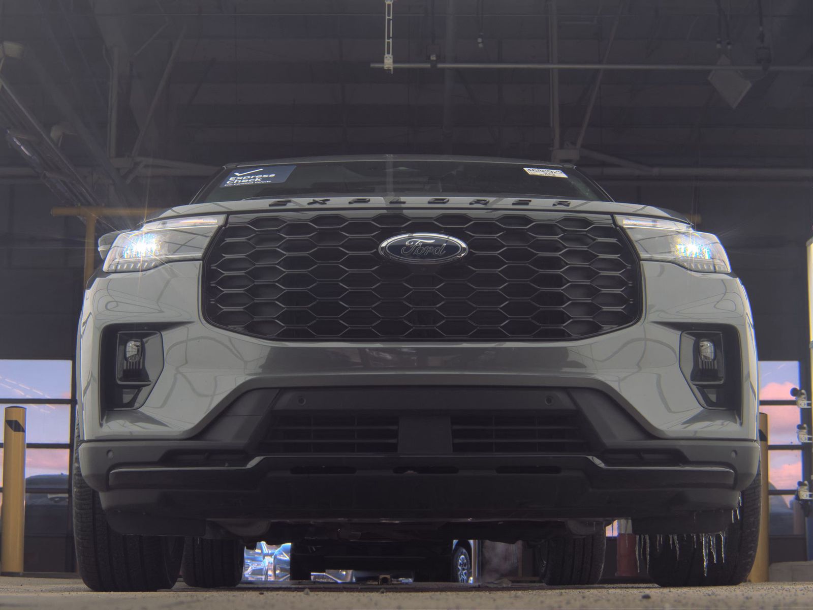 2025 Ford Explorer ST-Line AWD