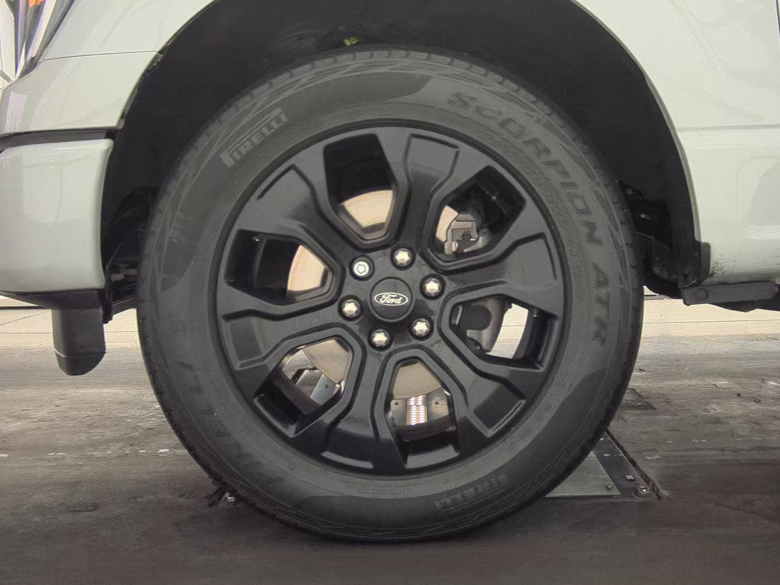 2023 Ford F-150 Hybrid XLT AWD