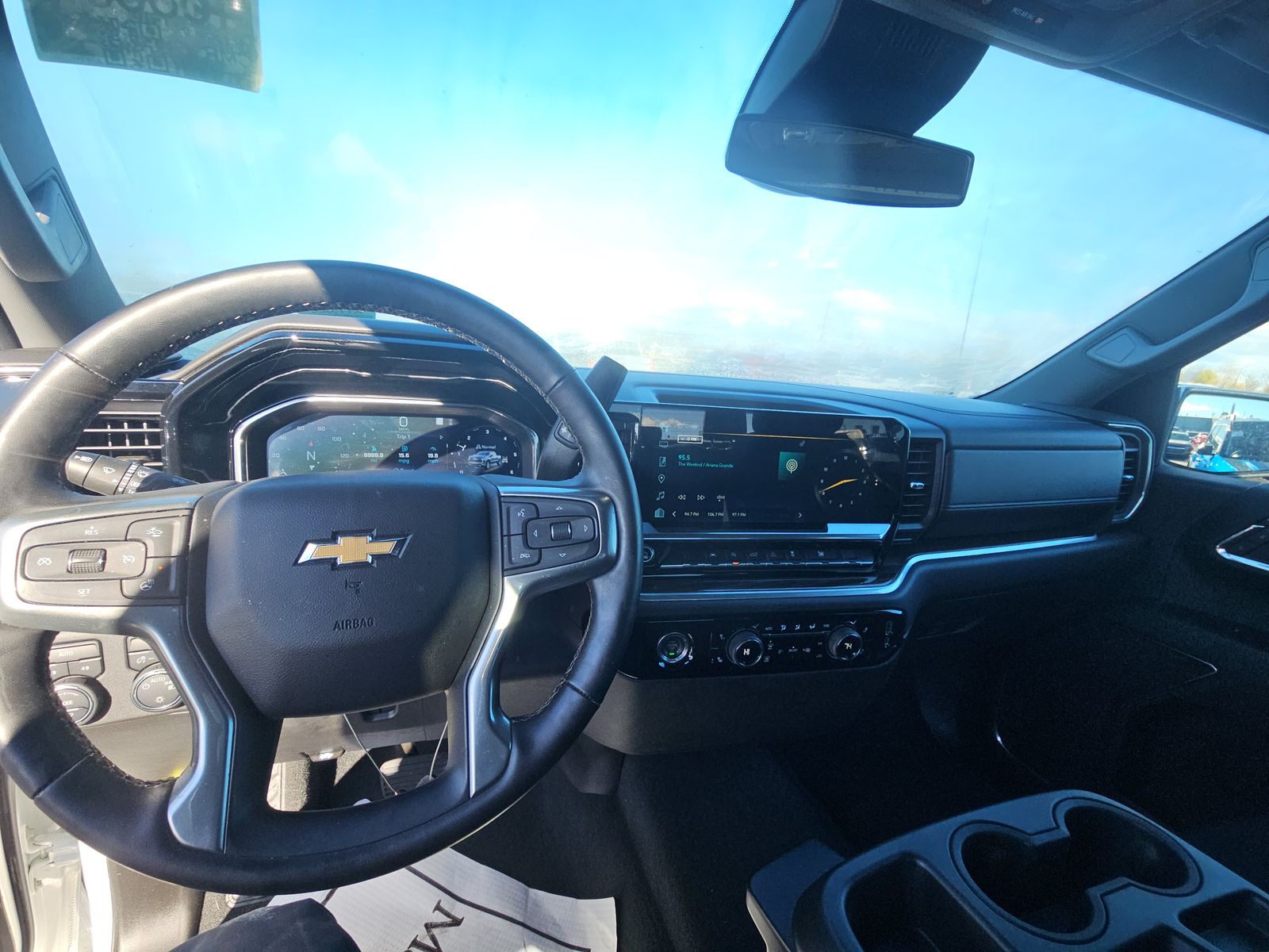 2023 Chevrolet Silverado 1500 LT AWD