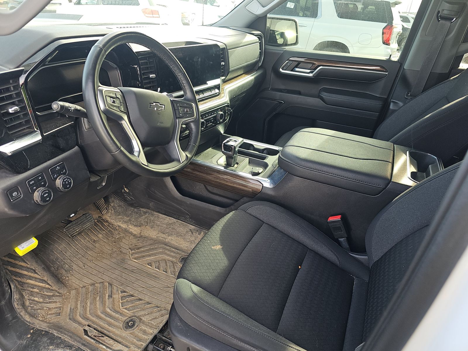 2024 Chevrolet Silverado 1500 LT Trail Boss AWD