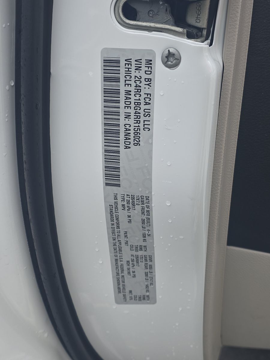 2024 Chrysler Pacifica Touring L FWD