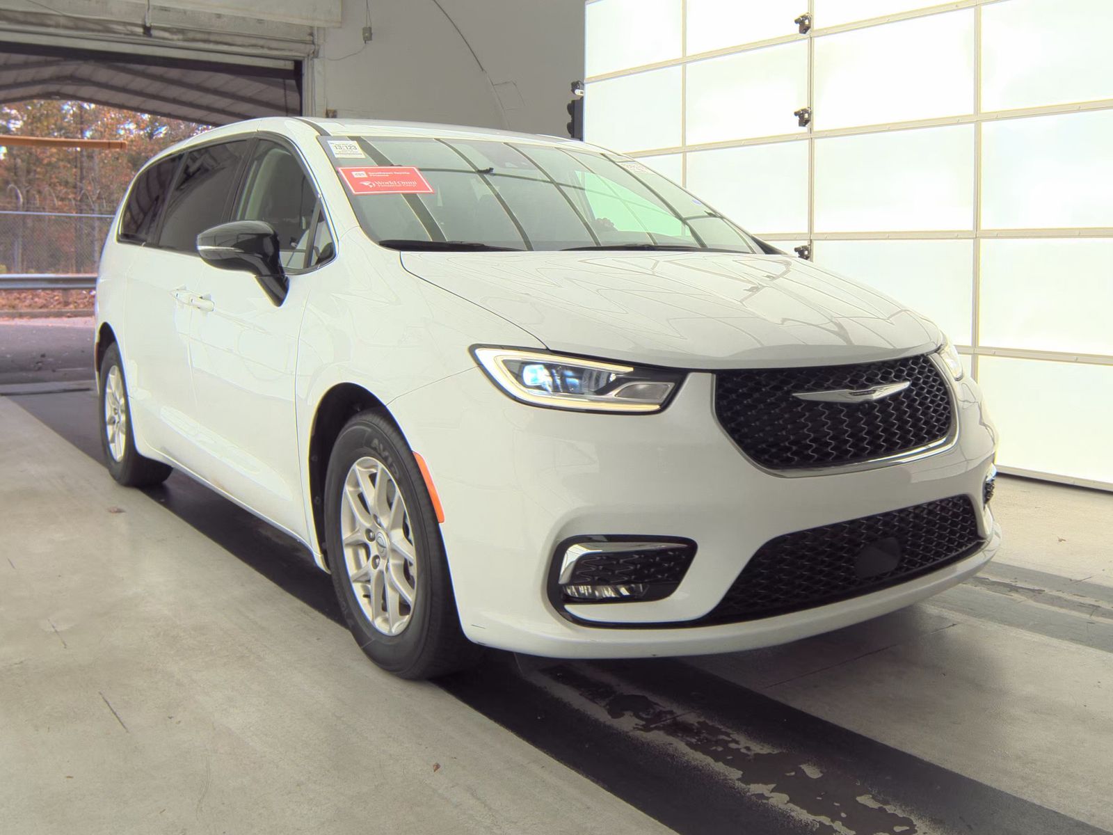 2024 Chrysler Pacifica Touring L FWD