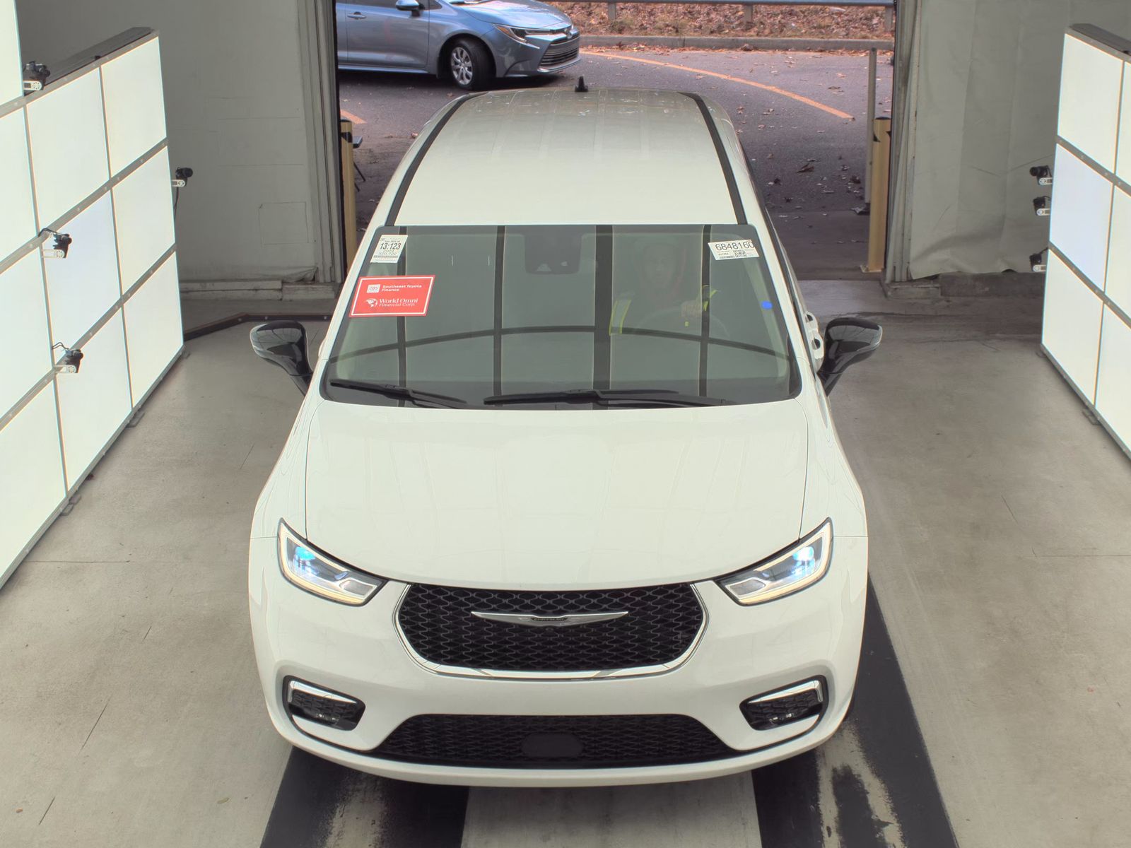 2024 Chrysler Pacifica Touring L FWD